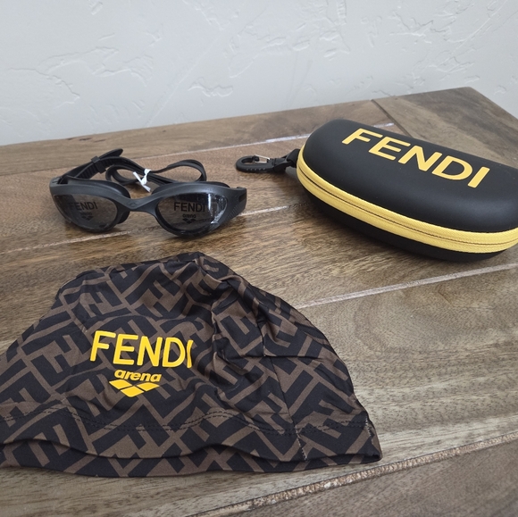 Fendi x Arena Limited Edition Set - Swimming Cap Goggles & Luxury Pouch NEW